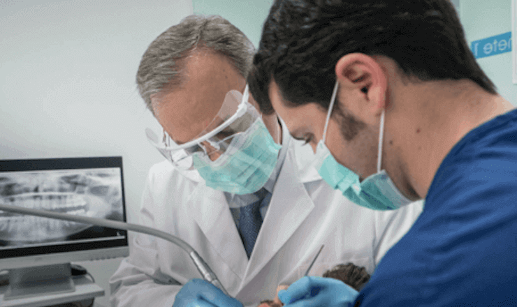 Clínica Dental Carmen De Andrés