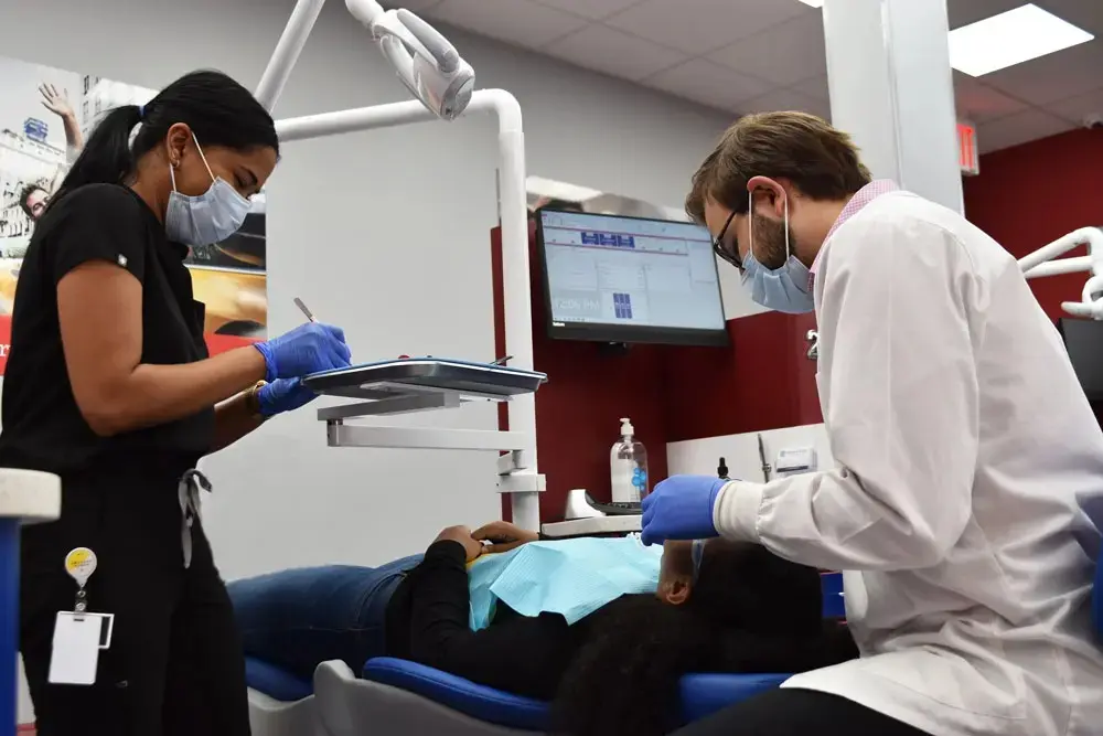 Clínica Dental Diamond