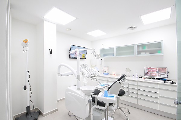 Clínica Dental Doctor Olivier Bournay