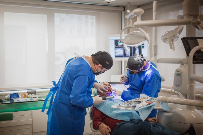 Clínica Dental Francisco M Gómez Arias