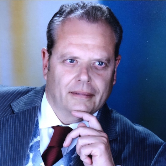 Dr. Manuel López De Calatayud Gaio, Dentista