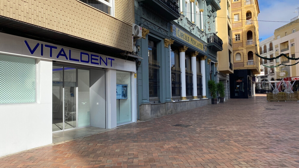 Clínicas Dentales En Almendralejo
